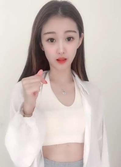 美的不忍直视，来自江苏的一位美女，快手号《352927451》！