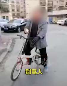 大连一男子拒戴口罩辱骂防疫人员