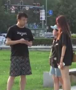 笑死人！男子挑拨女友与闺蜜关系 这谎话说的太逼真！