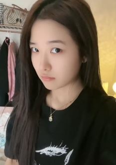 漂亮小姐姐「二飘」分享素颜好状态 网友:好清纯好美