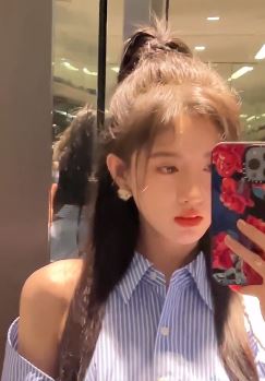 演员鞠婧祎发快手晒自拍,千年一遇的美女可以多看会!