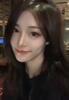 超好看的小姐姐分享迷人的笑容,网友:你干嘛要把我的心夺走