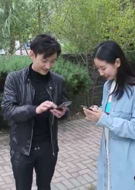 陌生美女向男子要微信，男子扫码后发现原来是这样!