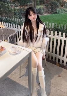 甜美小姐姐「天降之雯」纯欲穿搭分享景区游玩vlog