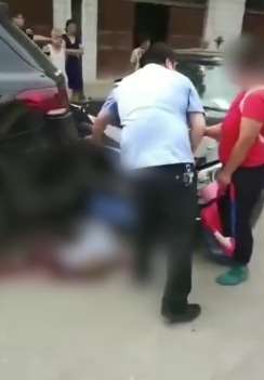 湖南发生一起多车连环追尾事故 5岁小孩被车夹击身亡
