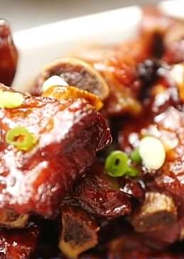 跟视频教程做红烧排骨，这道硬菜做法必须掌握！