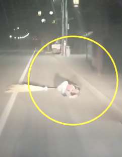 环卫工凌晨遇车祸倒路边，幸遇路过救护车送医急救