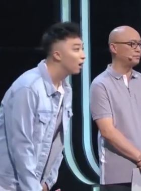 欧阳靖表弟上非诚勿扰 女嘉宾看完资料连忙热灯