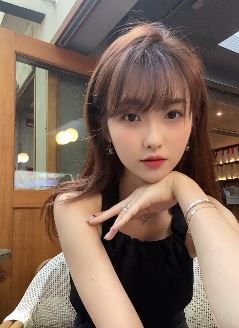 抖音美女《葉秋雨》小姐姐 网友：全网第一美非你莫属！