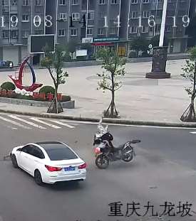 这段视频告诉你，遇到十字路口为何要减速！