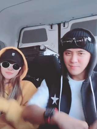 罗志祥周扬青合体跳舞，比比谁最帅？