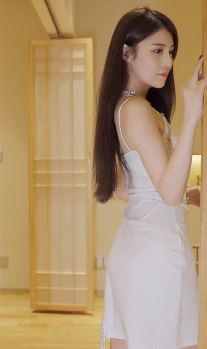 网红美女「李思楠」发性感走秀视频 网友:真是要了哥的老命!