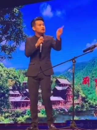 搞笑:文松生气了!从他声音再到每个动作就能看得出来