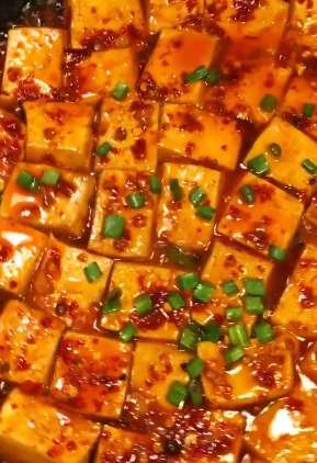 麻辣豆腐的做法 看完视频教程是不是也想做做呢？