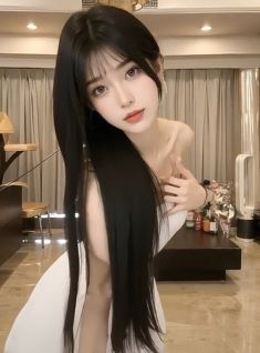 长腿小姐姐「A橙子」穿抹胸白裙居家浅跳 网友:夺人心魄