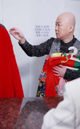 郭冬临搞笑段子:到干洗店买衣服有些尴尬!