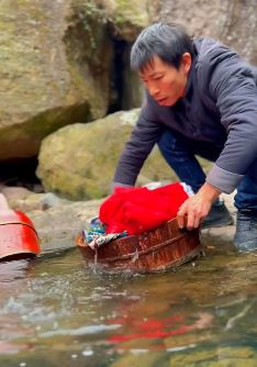 江南版张同学「帅农鸟哥」的乡村生活：洗衣做饭修家电样样都会