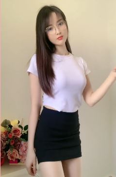 小姐姐「CoCo菲」分享自己的御姐装扮,你顶得住这样的诱惑吗?网友:好看的小妖精!