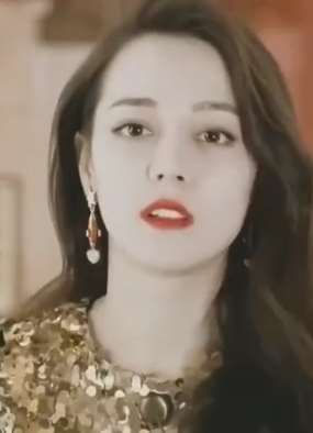 迪丽热巴有多美？看完这段视频你会被他的绝世容颜折服！