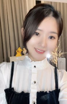 文雅小姐姐「然然」分享日常居家好状态  网友:漂亮是一种罪,愿你一罪到底