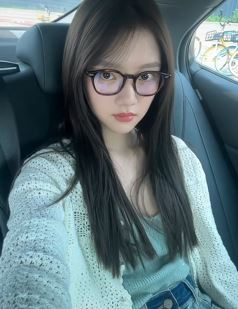 演员任敏分享日常生活随拍，有种邻家妹妹的感觉！