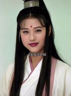 演员周海媚分享18岁到38岁各年龄段的状态