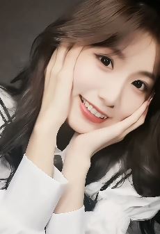 甜美小姐姐「小贝同学」分享精致妆容 网友:必须设壁纸