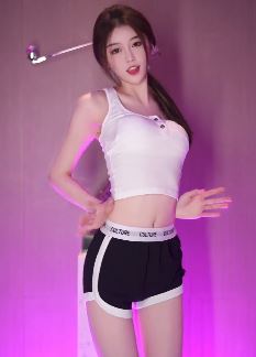 网红美女「你的瑶」清凉穿搭秀火辣身材 网友:太诱人