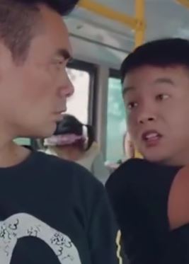 陈翔六点半:润土公交车上摸美女屁股 猪小明也想试一试
