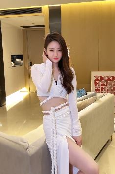 性感美女「么么」太会撩人,有没有心动的感觉呢?网友:江山如此多矫,风景这边独好!