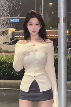 气质小姐姐「ToTo」分享夜晚下雪氛围感 网友:我承认我沦陷了!