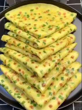 早餐鸡蛋饼的做法，看起来就有食欲！