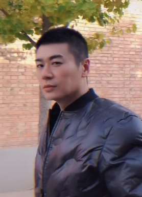 演员徐佳应粉丝要求换了个帅气发型，你觉得怎么样？