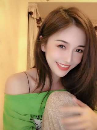 这位90后美女第一眼给你什么样的感觉？