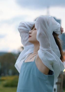 青岛旅拍:美女博主镜头记录青岛这座城市的美景
