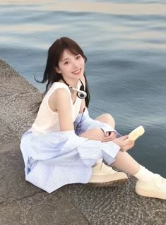 漂亮小姐姐「鱼大G」随性穿搭分享街头随拍