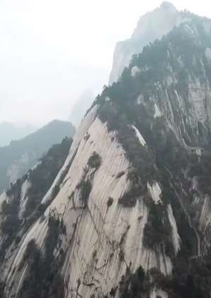 华山景区恢复开放 每日限客不超6000人