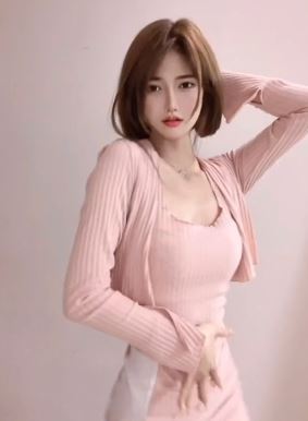 你的女友已上线:性感又可爱一位小姐姐「mini语」