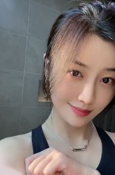 南京美女主播「柃希」小姐姐,喜欢可以去她直播间瞅瞅!网友:你的微笑能治愈创伤!