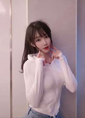 你的女朋友已上线，喜欢就可领回家！