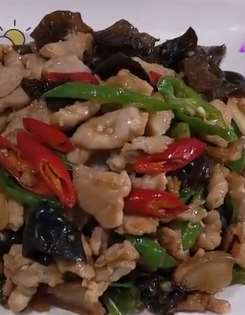 私房菜辣椒炒肉的做法，营养又健康刚上桌就被抢光！