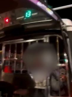 伴郎酒后骚扰伴娘 被新郎指责后持刀闹事