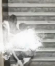 网曝兰州某大学一情侣在校内楼梯发生不雅行为