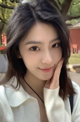 好看小姐姐「犯困的君君」分享户外日常 网友:看着好舒心