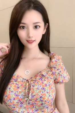 小姐姐爆网红段子:百因必有果,你的报应就是我!