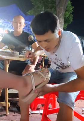 搞笑段子：勤俭节约，从身边小事做起！