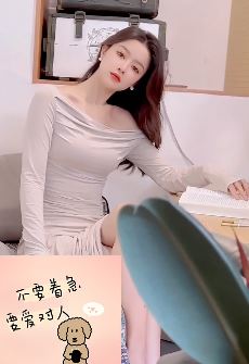 绝色美女「安儿」分享居家日常,网友:清丽秀雅,风韵娉婷!