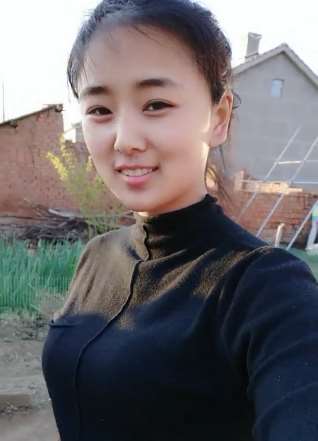 东北素颜美女，火山号《282035538》，喜欢就关注吧！