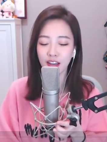 冯提莫翻唱经典老歌《无法原谅》