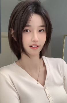短发小姐姐「幼稚圆」居家浅跳分享好状态 网友:这状态,美羊羊了
